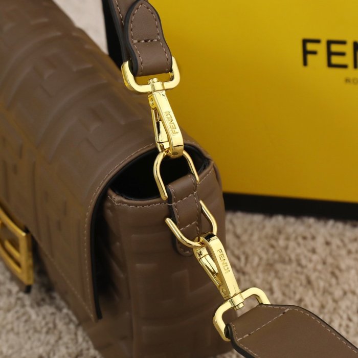 202202SS新作 FENDI フェンディ レディース ショルダーバックスーパーコピー