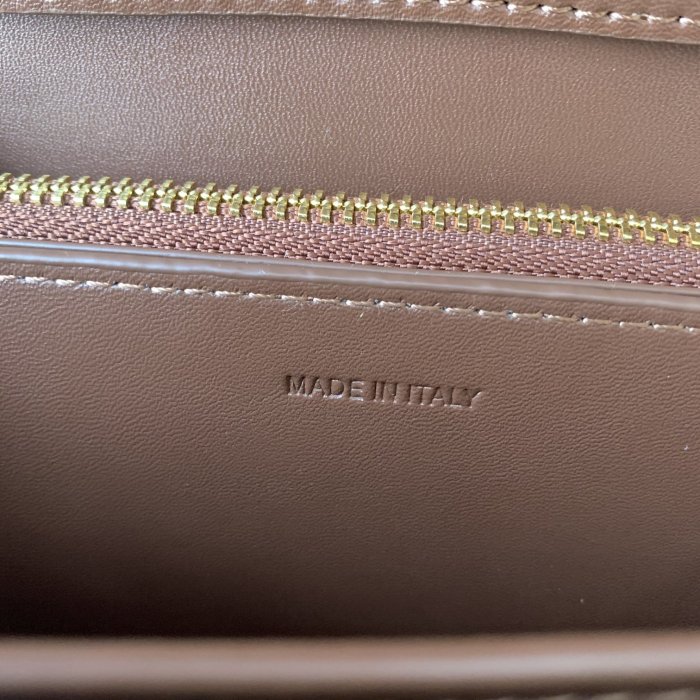 202202SS新作 Celine セリーヌ レディース ショルダーバックスーパーコピー