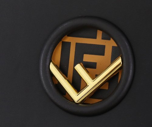 202202SS新作 FENDI フェンディ レディース ショルダーバックスーパーコピー