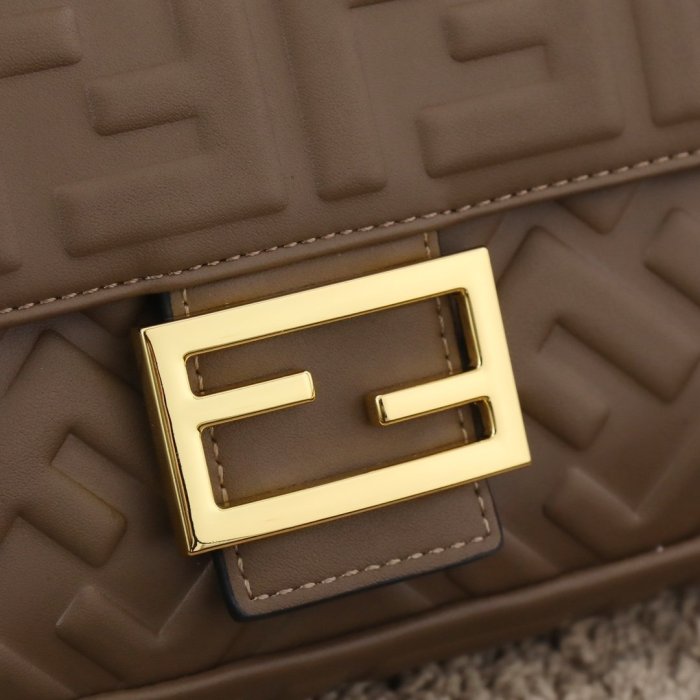 202202SS新作 FENDI フェンディ レディース ショルダーバックスーパーコピー