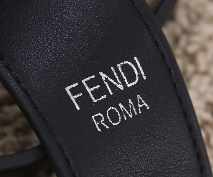 202202SS新作 FENDI フェンディ レディース ショルダーバックスーパーコピー