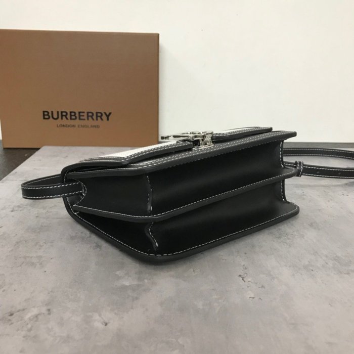 202202SS新作Burberryバーバリー レディース ショルダーバック スーパーコピー