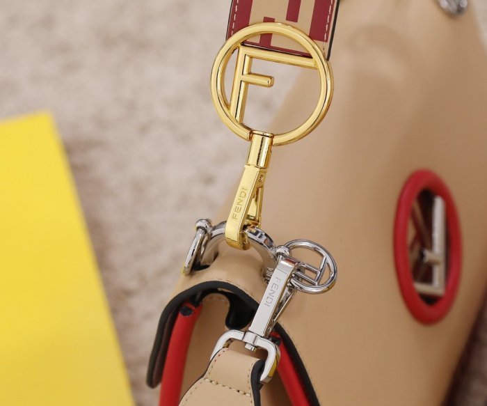 202202SS新作 FENDI フェンディ レディース ショルダーバックスーパーコピー