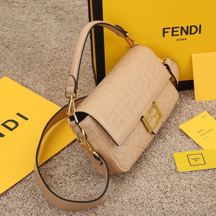202202SS新作 FENDI フェンディ レディース ショルダーバックスーパーコピー