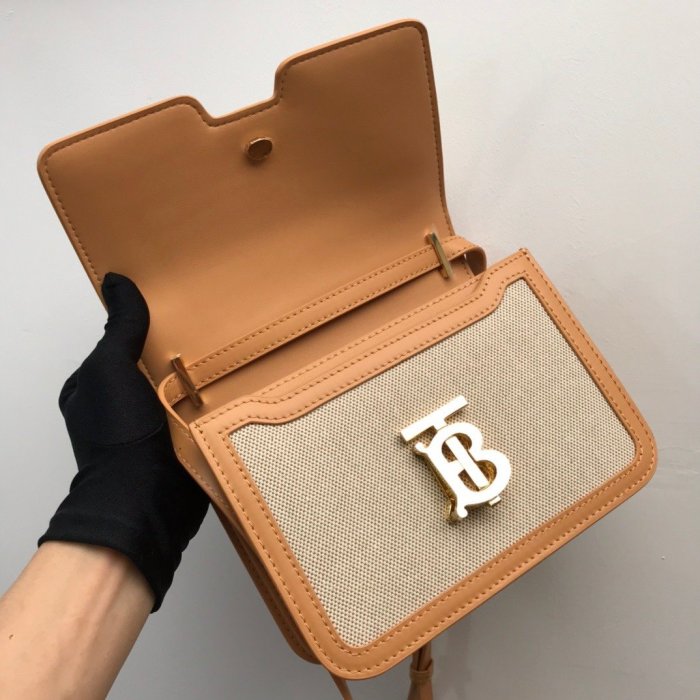 202202SS新作Burberryバーバリー レディース ショルダーバック スーパーコピー