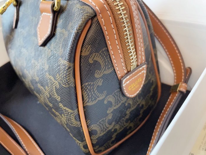 202202SS新作 Celine セリーヌ レディース ショルダーバックスーパーコピー
