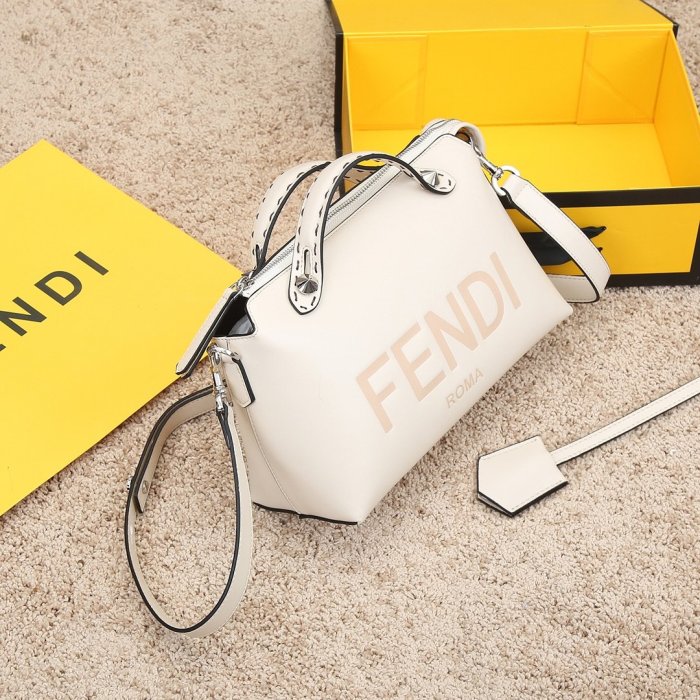 202202SS新作 FENDI フェンディ レディース ショルダーバックスーパーコピー