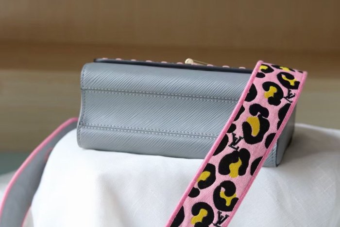 202202SS新作 Louis Vuitton ルイヴィトン レディース ショルダーバックスーパーコピー