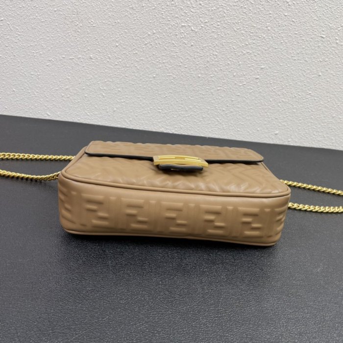 202202SS新作 FENDI フェンディ レディース ショルダーバックスーパーコピー