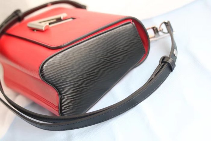 202202SS新作 Louis Vuitton ルイヴィトン レディース ショルダーバックスーパーコピー