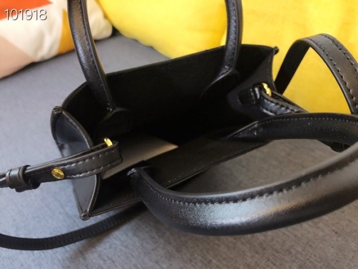 202202SS新作 Celine セリーヌ レディース ショルダーバックスーパーコピー