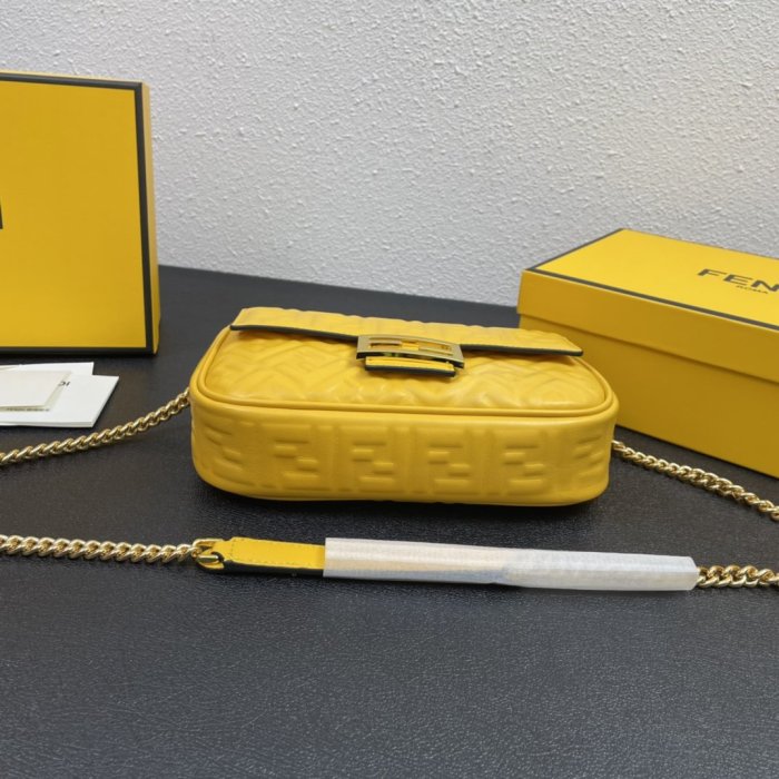 202202SS新作 FENDI フェンディ レディース ショルダーバックスーパーコピー