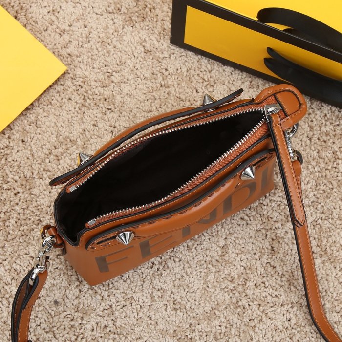202202SS新作 FENDI フェンディ レディース ショルダーバックスーパーコピー