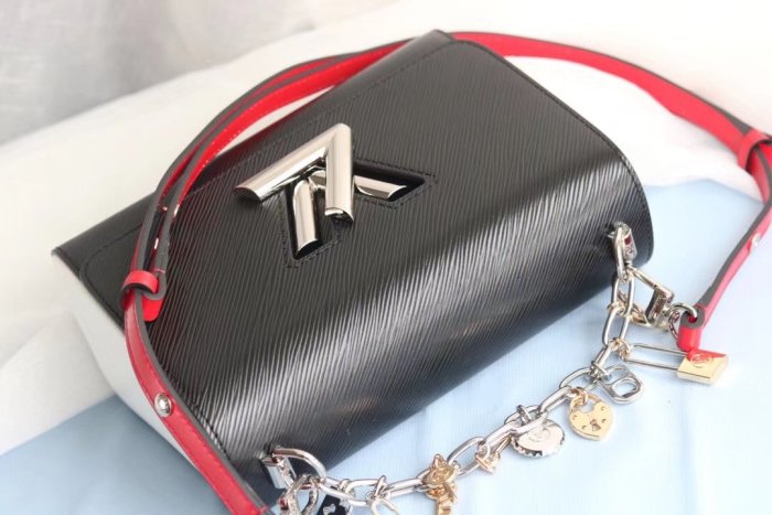 202202SS新作 Louis Vuitton ルイヴィトン レディース ショルダーバックスーパーコピー