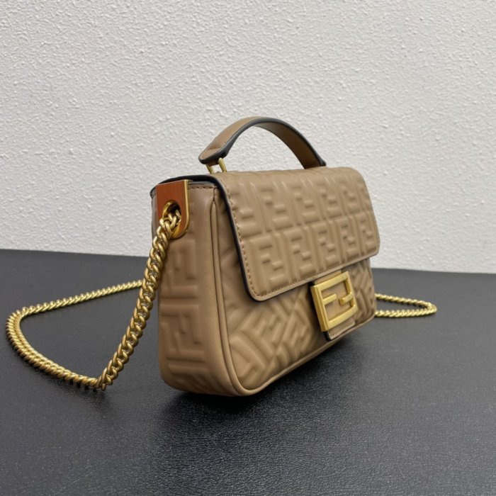 202202SS新作 FENDI フェンディ レディース ショルダーバックスーパーコピー