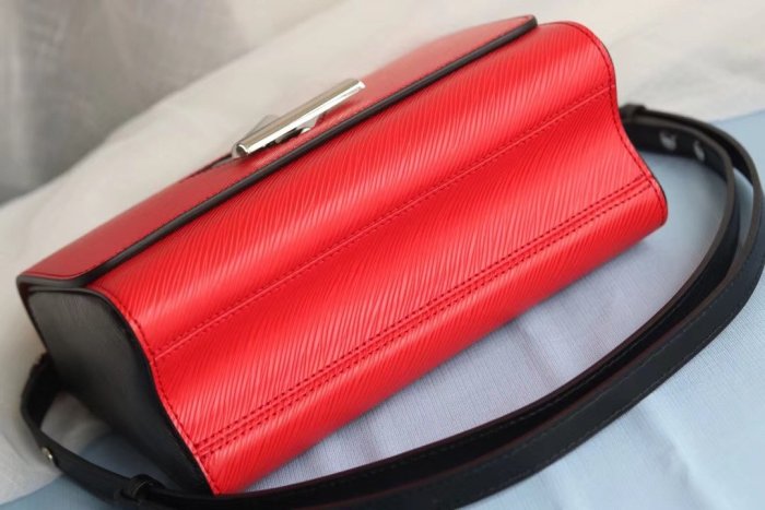 202202SS新作 Louis Vuitton ルイヴィトン レディース ショルダーバックスーパーコピー