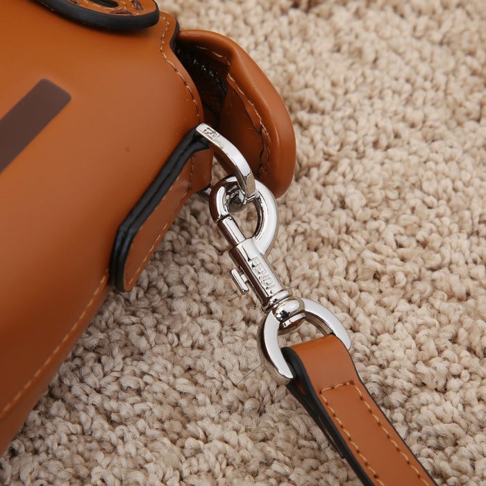 202202SS新作 FENDI フェンディ レディース ショルダーバックスーパーコピー