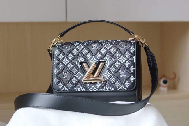 202202SS新作 Louis Vuitton ルイヴィトン レディース ショルダーバックスーパーコピー