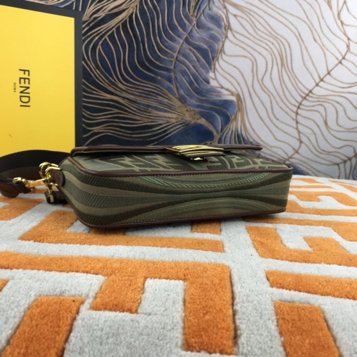 202202SS新作 FENDI フェンディ レディース ショルダーバックスーパーコピー