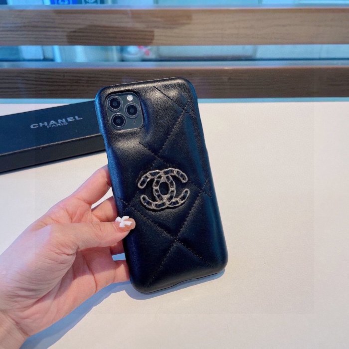 シャネル/Chanel ケース最新全機種13 Pro/11/Xs Max/Xr/XS/iPhone7/7P/8/8P/ iPhone12/iPhone13