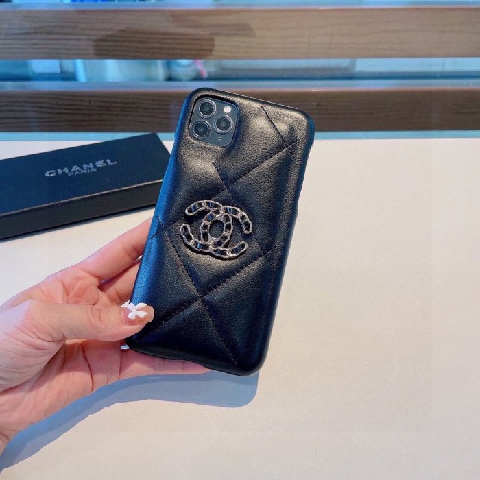 シャネル/Chanel ケース最新全機種13 Pro/11/Xs Max/Xr/XS/iPhone7/7P/8/8P/ iPhone12/iPhone13