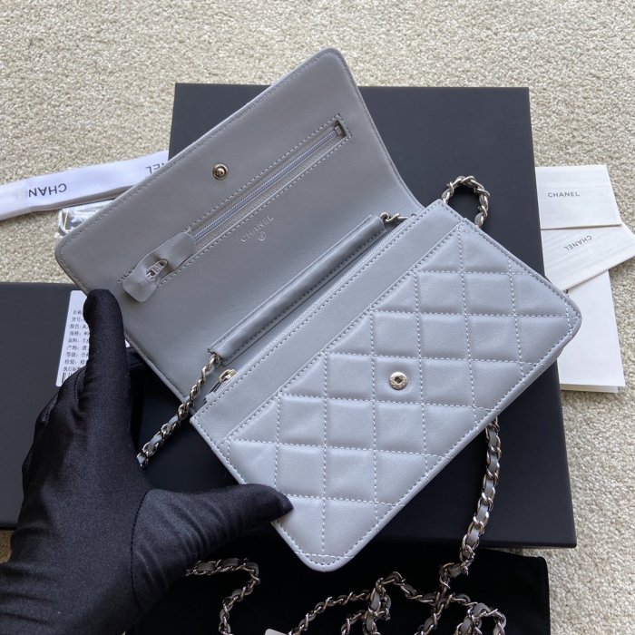 202202SS新作Burberryバーバリー レディース ショルダーバック スーパーコピー