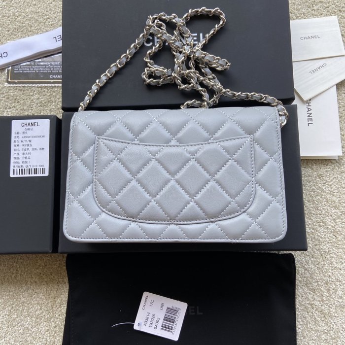202202SS新作Burberryバーバリー レディース ショルダーバック スーパーコピー