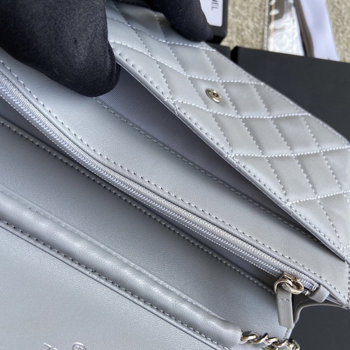 202202SS新作Burberryバーバリー レディース ショルダーバック スーパーコピー