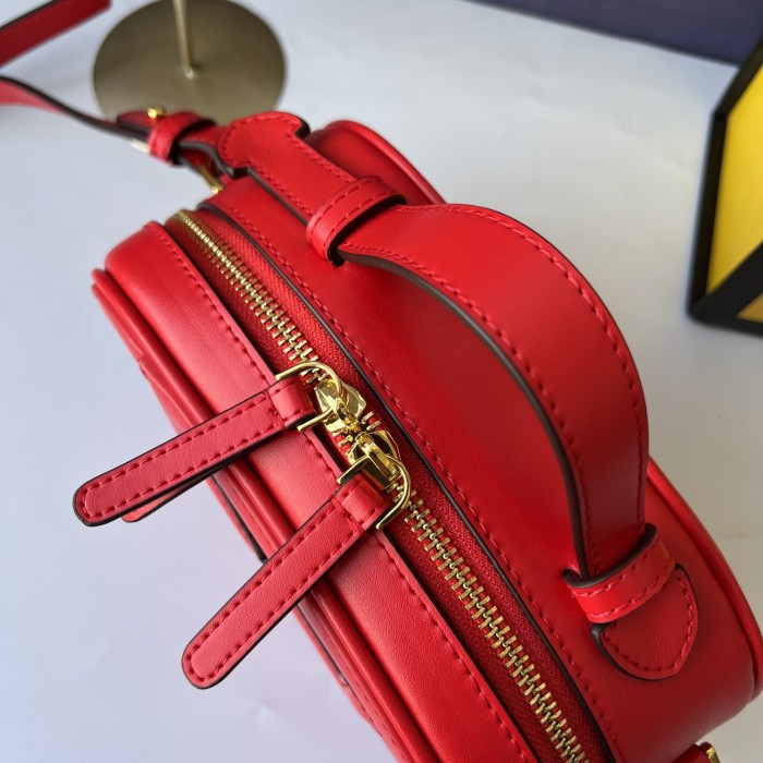 202202SS新作 FENDI フェンディ レディース ショルダーバックスーパーコピー