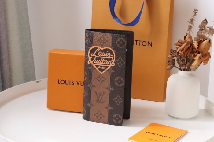 202203SSルイヴィトン LOUIS VUITTON 新作通販 長財布スーパーコピー