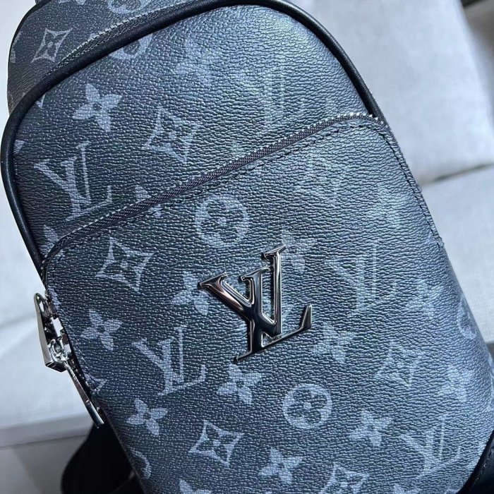 202203SS新作 Louis Vuitton ルイヴィトンメンズ ショルダーバッグスーパーコピー