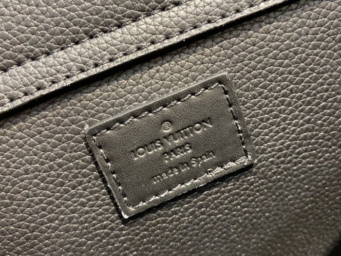 202203SS新作 Louis Vuitton ルイヴィトンメンズ ショルダーバッグスーパーコピー