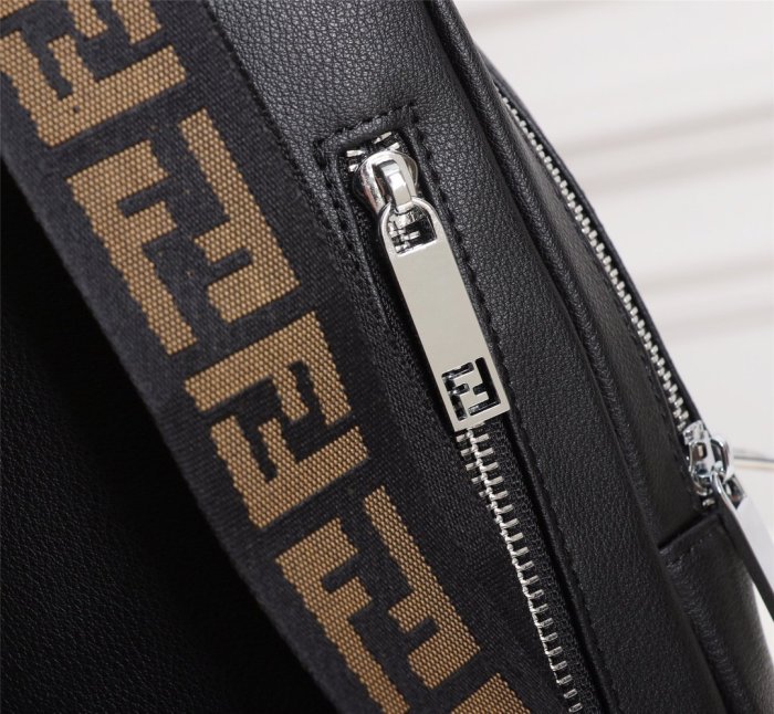 202203SS新作 FENDI フェンディ ショルダーバッグスーパーコピー