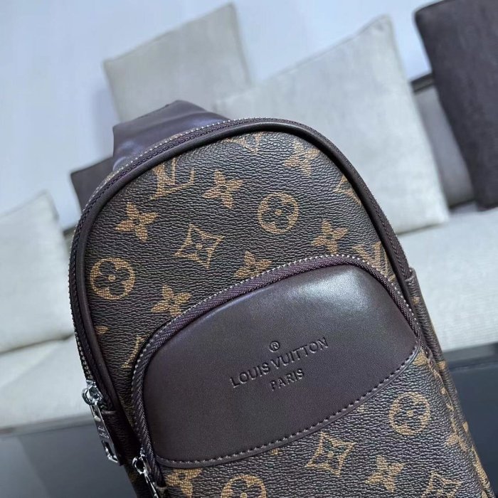 202203SS新作 Louis Vuitton ルイヴィトンメンズ ショルダーバッグスーパーコピー