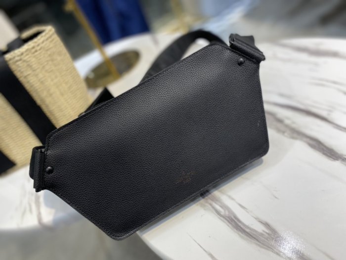 202203SS新作 Louis Vuitton ルイヴィトンメンズ ショルダーバッグスーパーコピー