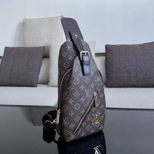 202203SS新作 Louis Vuitton ルイヴィトンメンズ ショルダーバッグスーパーコピー