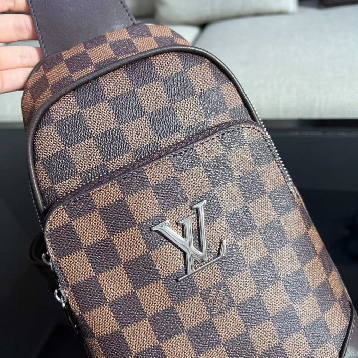202203SS新作 Louis Vuitton ルイヴィトンメンズ ショルダーバッグスーパーコピー