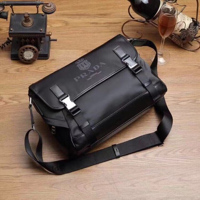 202203SS新作 Prada プラダ メンズ ショルダーバックスーパーコピー