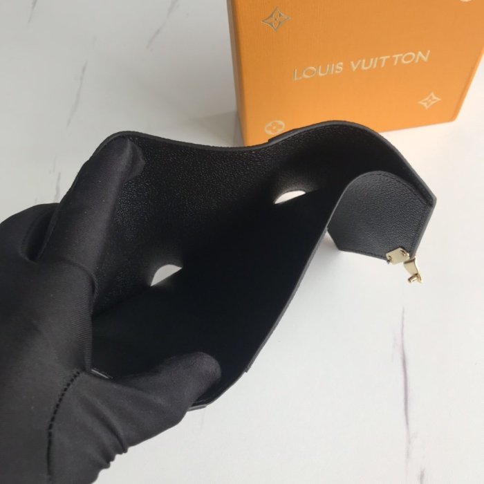 202203SSルイヴィトン LOUIS VUITTON 新作通販 短財布スーパーコピー