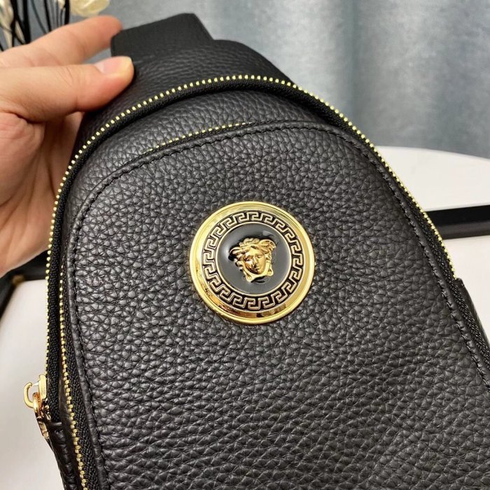 202203SS新作 Versace ヴェルサーチェ メンズ ショルダーバッグ スーパーコピー