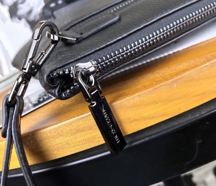 202203SS新作 Versace ヴェルサーチェ メンズ ハンドバックスーパーコピー