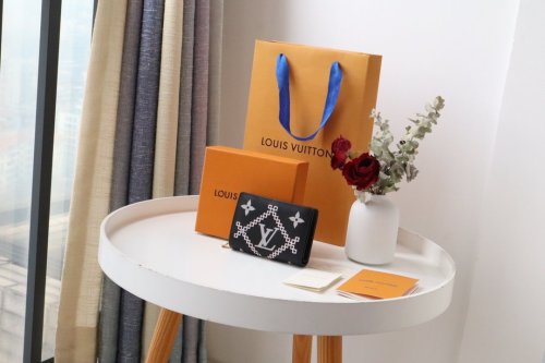 202203SSルイヴィトン LOUIS VUITTON 新作通販 短財布スーパーコピー