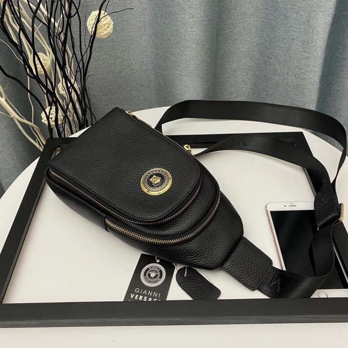 202203SS新作 Versace ヴェルサーチェ メンズ ショルダーバッグ スーパーコピー
