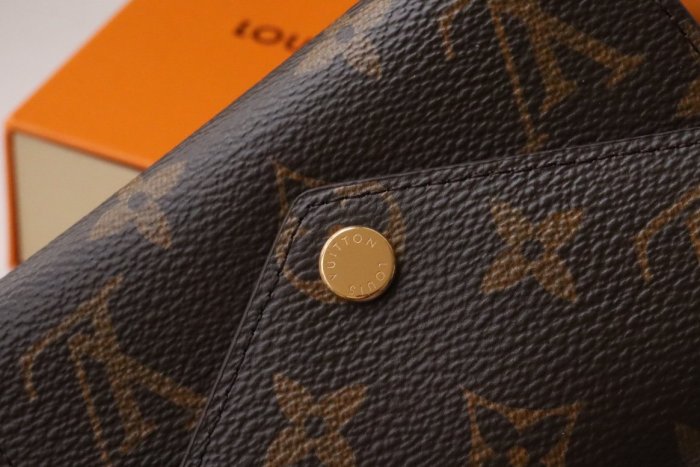 202203SSルイヴィトン LOUIS VUITTON 新作通販 短財布スーパーコピー