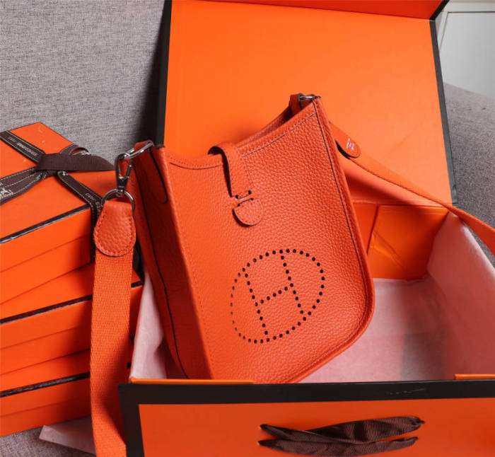202203SS新作 エルメス Hermes レディース ショルダーバックスーパーコピー