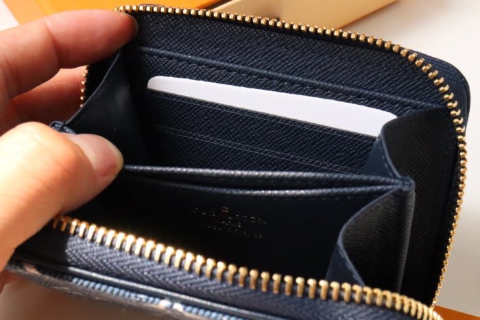 202203SSルイヴィトン LOUIS VUITTON 新作通販 短財布スーパーコピー