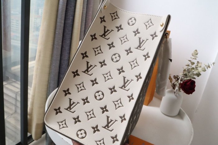 202203SS新作 Louis Vuitton ルイヴィトン レディース ハンドバックスーパーコピー