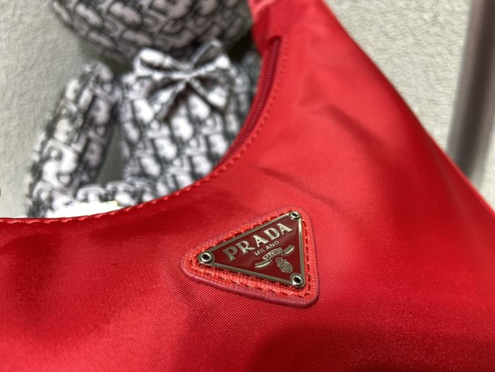 202203SS新作 Prada プラダ レディースハンドバックスーパーコピー