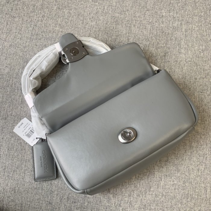 202203SS新作 Coach コーチレディース ショルダーバッグスーパーコピー