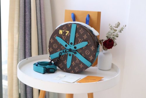 202203SS新作 Louis Vuitton ルイヴィトン レディース ショルダーバックスーパーコピー